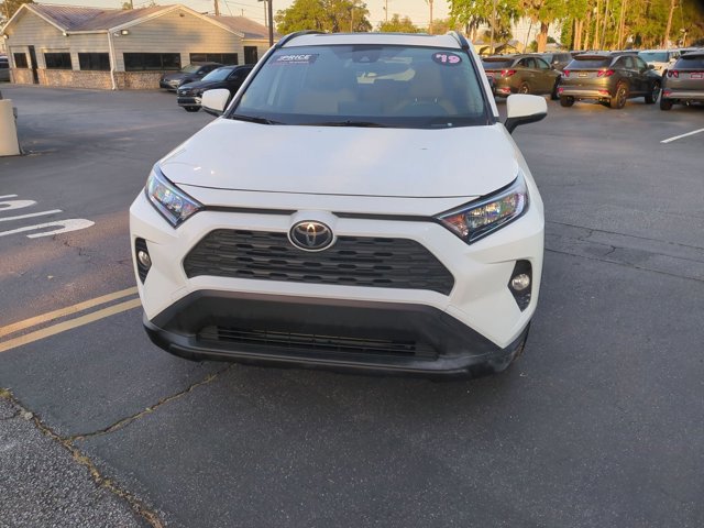 Used 2019 Toyota RAV4 XLE image 2