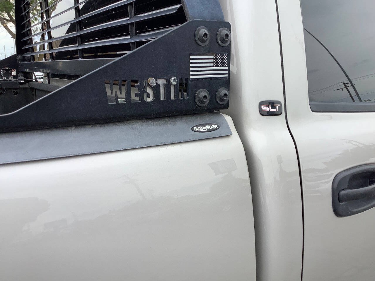 Used 2006 GMC Sierra 2500 SLE w/ Onstar Plus Package AWD/4WD image 38