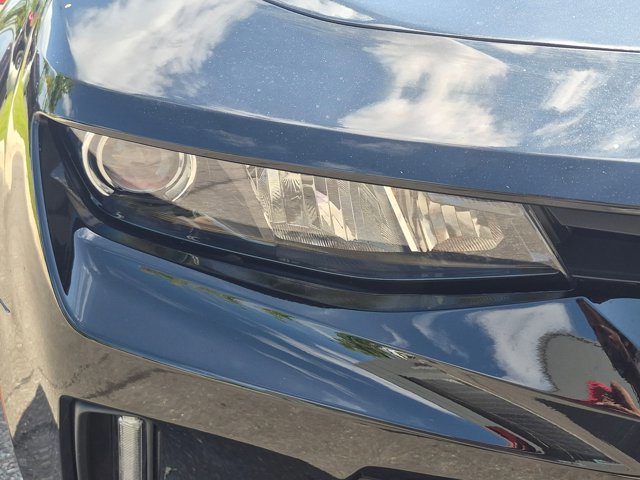 Used 2016 Chevrolet Camaro LT RWD image 6