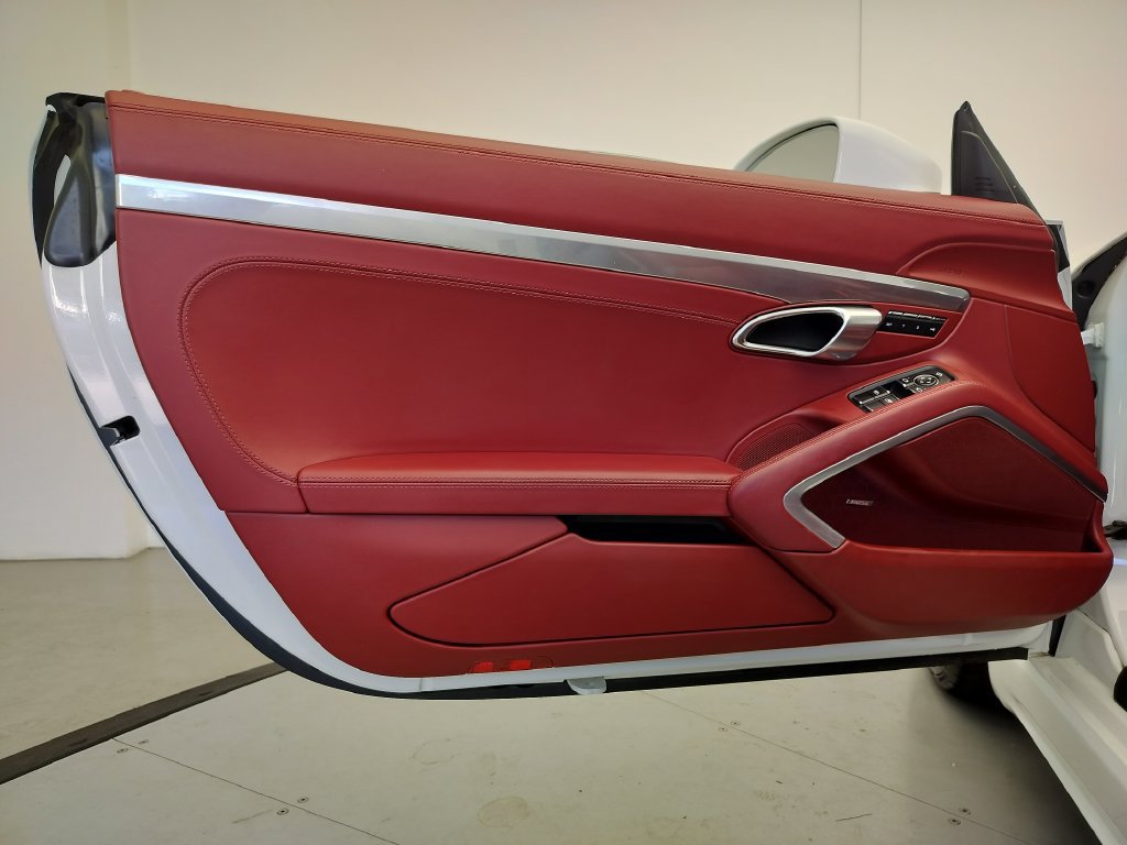 Used 2022 Porsche 718 Boxster GTS RWD image 16
