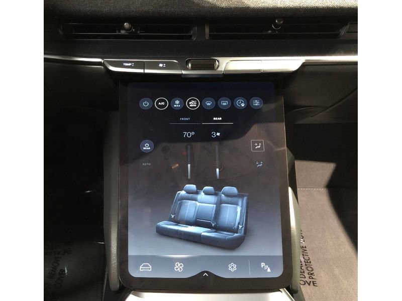 Used 2024 Lucid Air Pure image 33