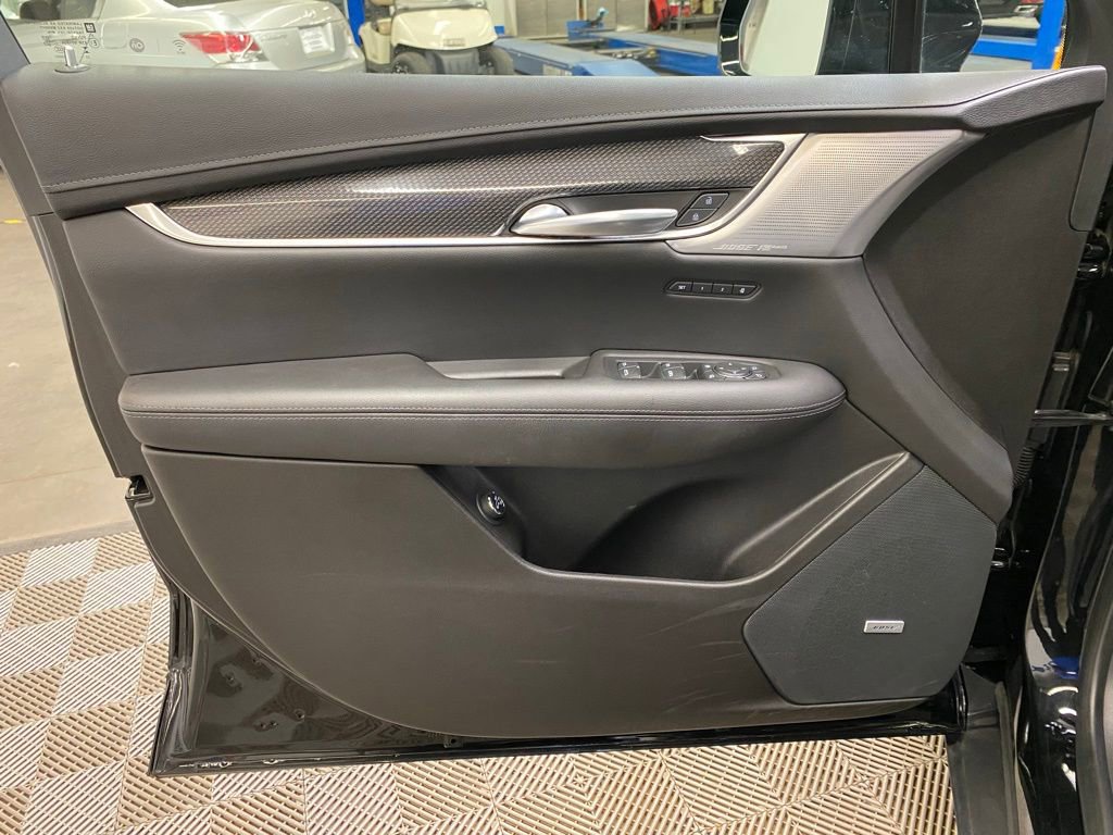 Used 2023 Cadillac XT5 Sportv image 20