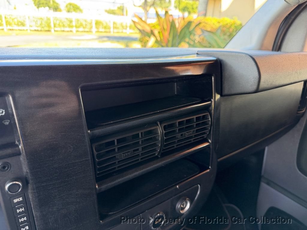 Used 2013 GMC Savana 1500 RWD image 38
