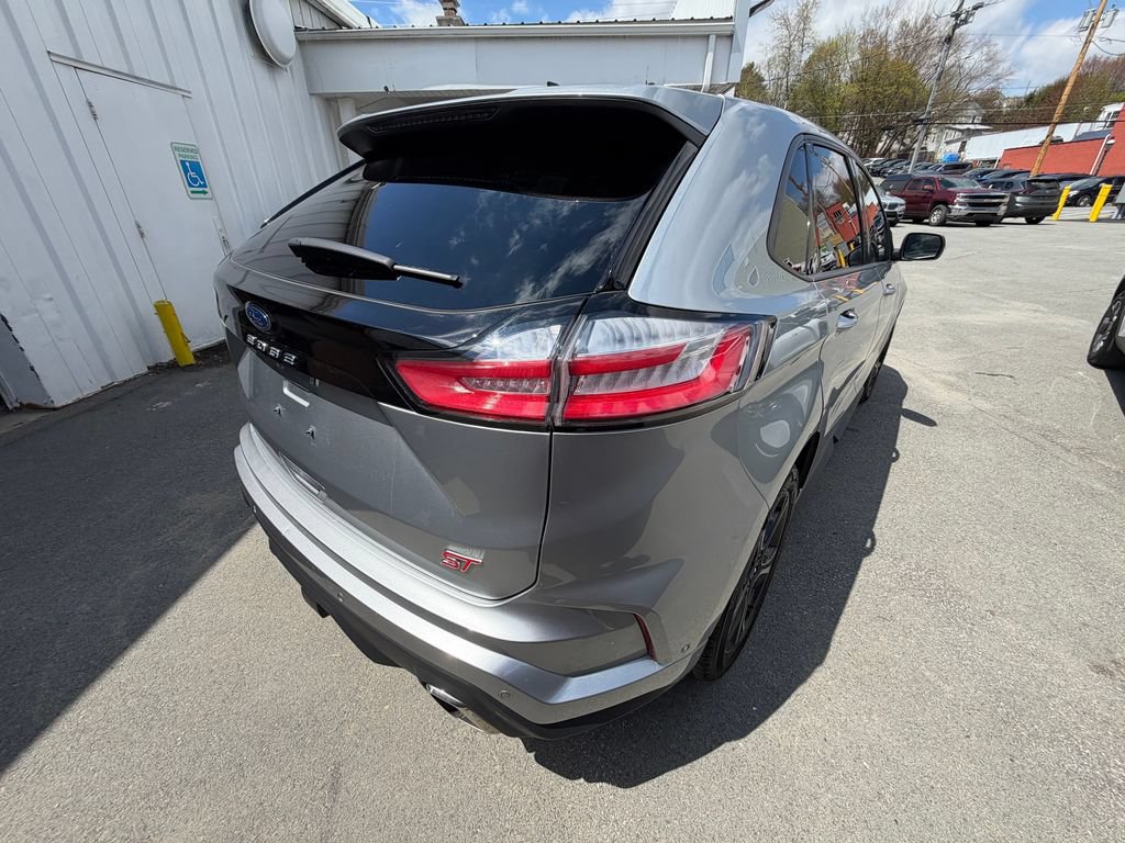 Used 2024 Ford Edge ST w/ Equipment Group 401A AWD/4WD image 5