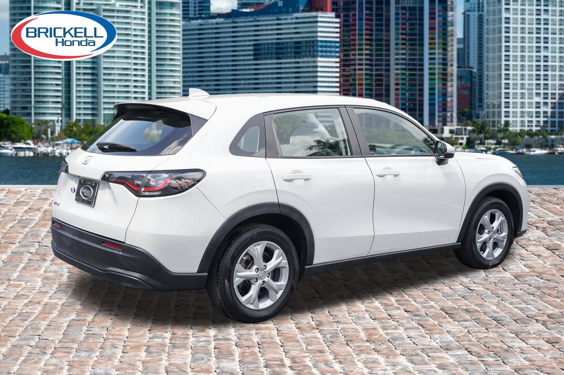 Certified 2023 Honda HR-V LX image 6