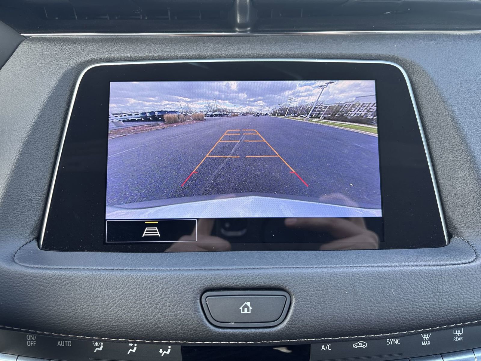 Used 2023 Cadillac XT4 Premium Luxury w/ Cold Weather Package image 18