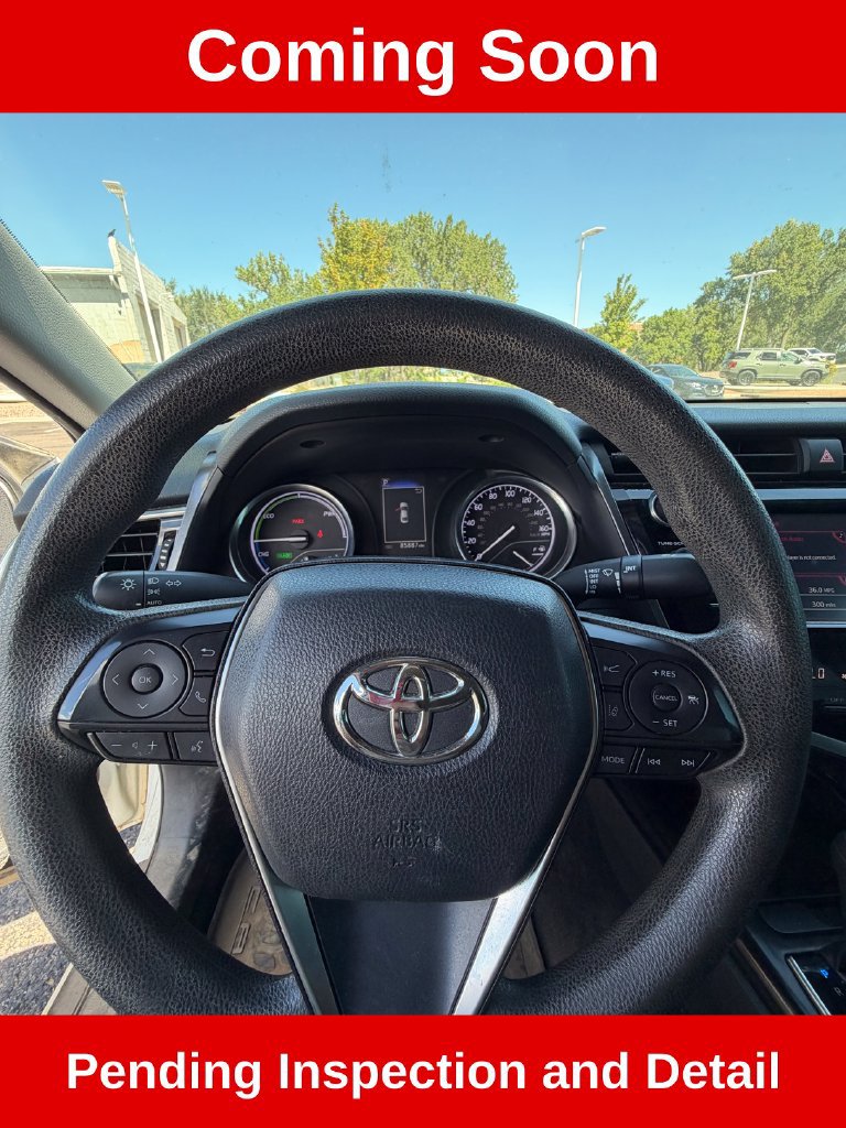 Used 2018 Toyota Camry LE FWD image 11
