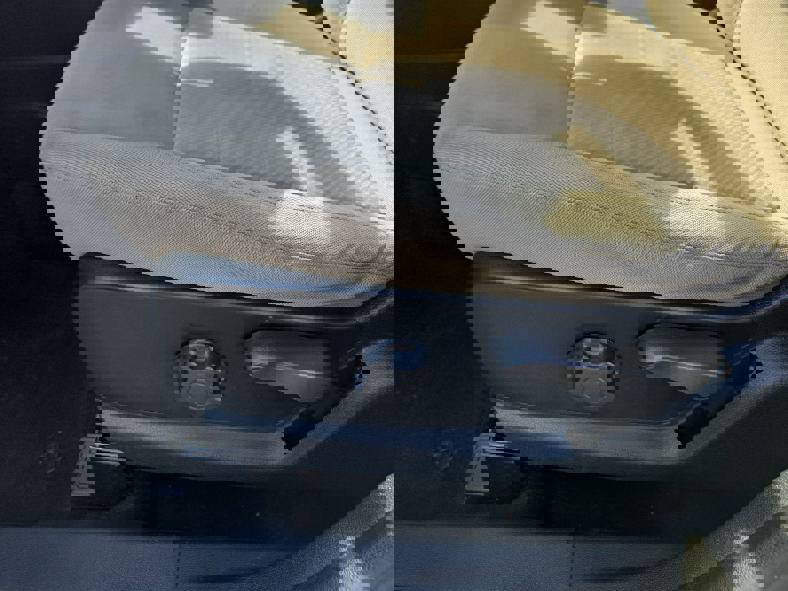 Used 2018 Ford EcoSport S image 12