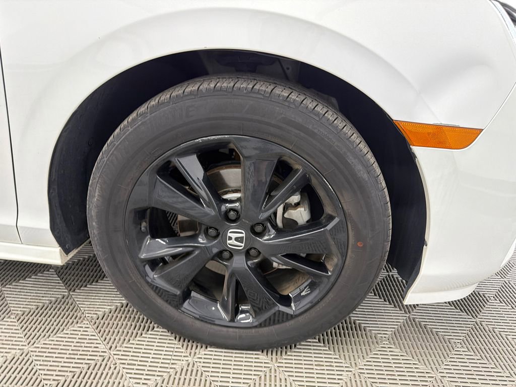 Used 2023 Honda Odyssey Sport image 14