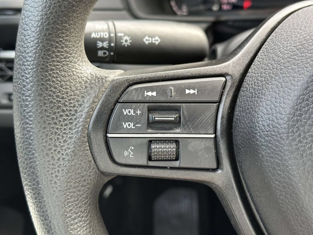 Certified 2023 Honda Accord EX image 19