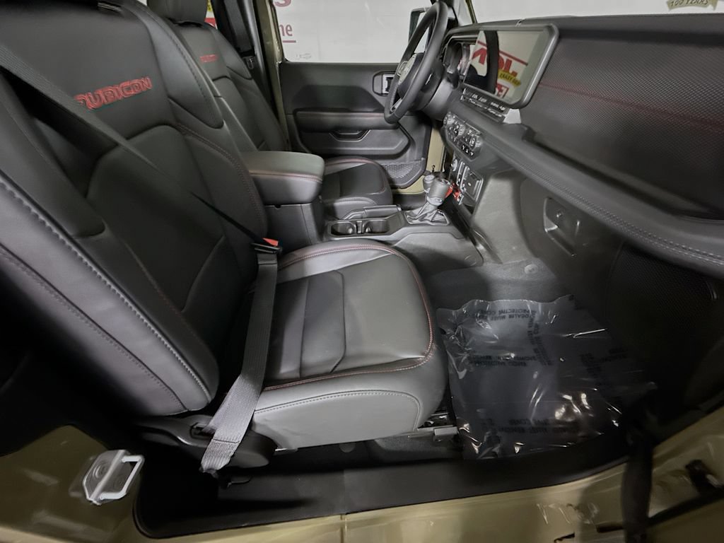 Used 2026 Jeep Wrangler Rubicon AWD/4WD image 28