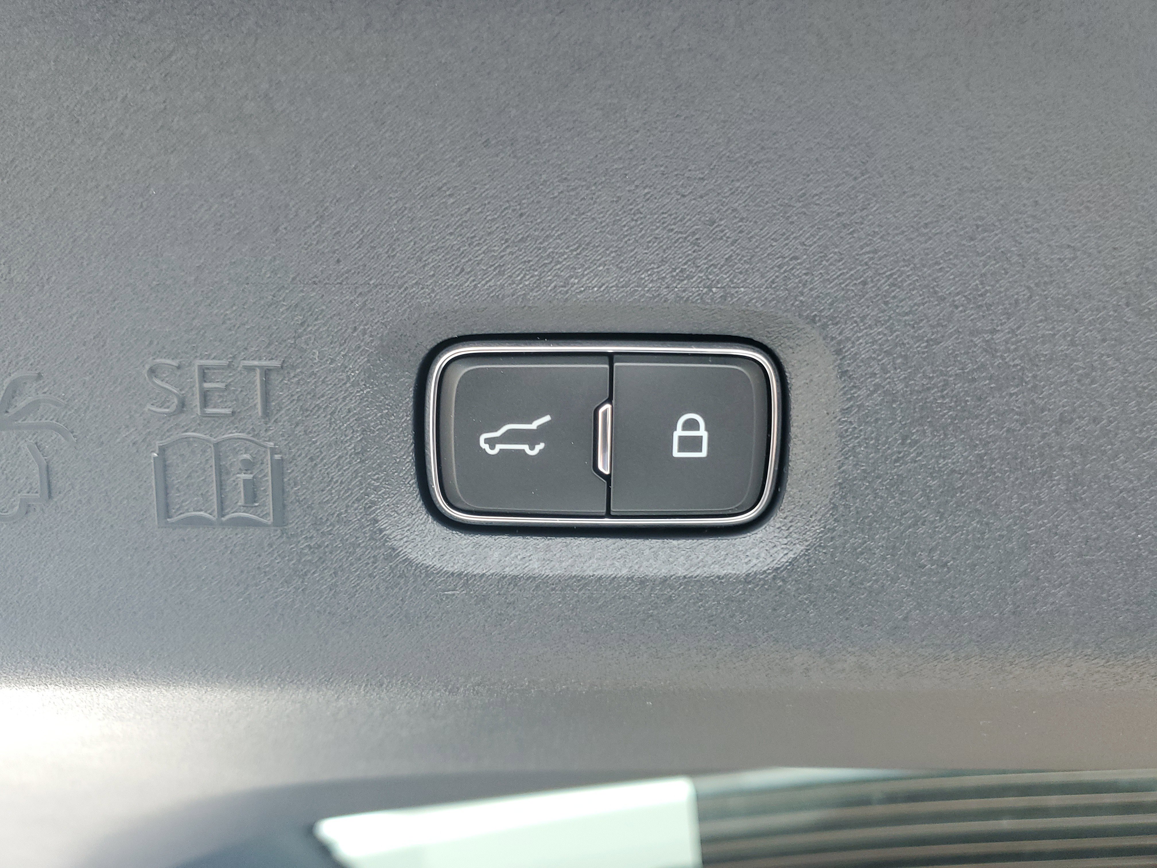 New 2026 Lincoln Navigator Reserve AWD/4WD image 34