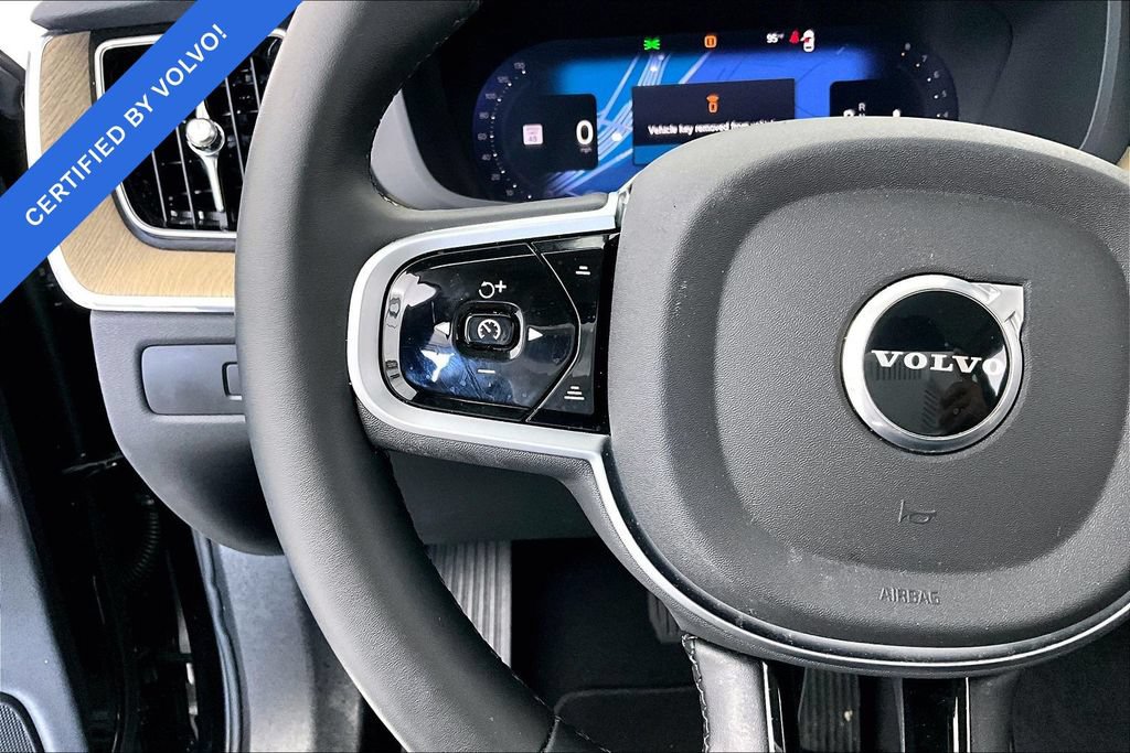 Certified 2026 Volvo XC60 B5 Plus AWD/4WD image 23