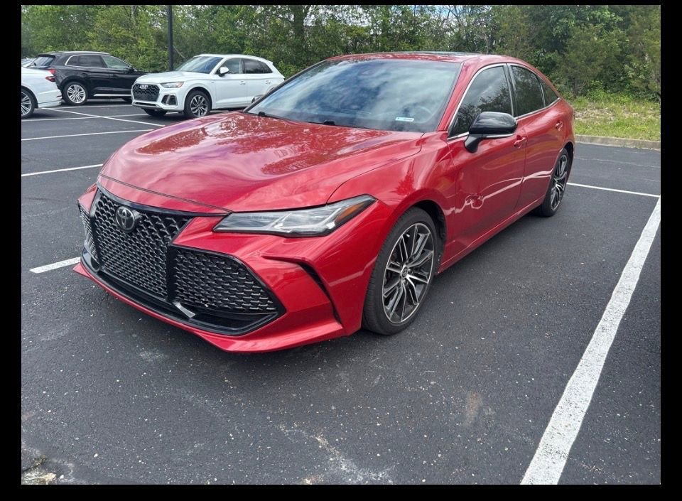 Used 2022 Toyota Avalon Touring w/ Advanced Safety Package FWD video 1