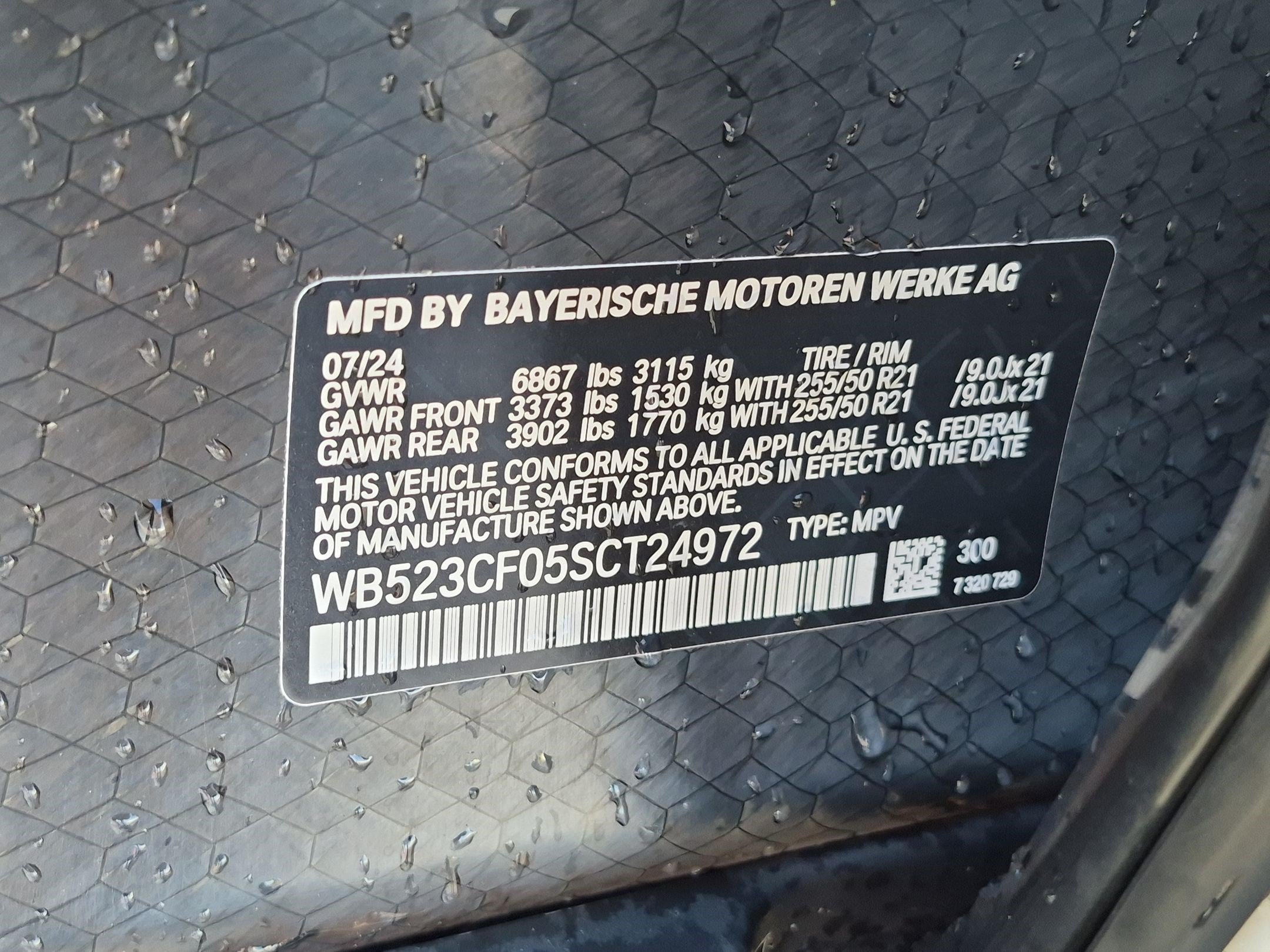 Certified 2025 BMW iX xDrive50 AWD/4WD image 32