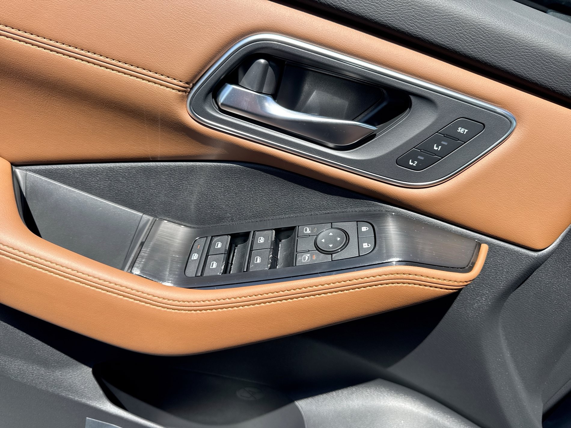 New 2026 Nissan Rogue Platinum AWD/4WD image 24