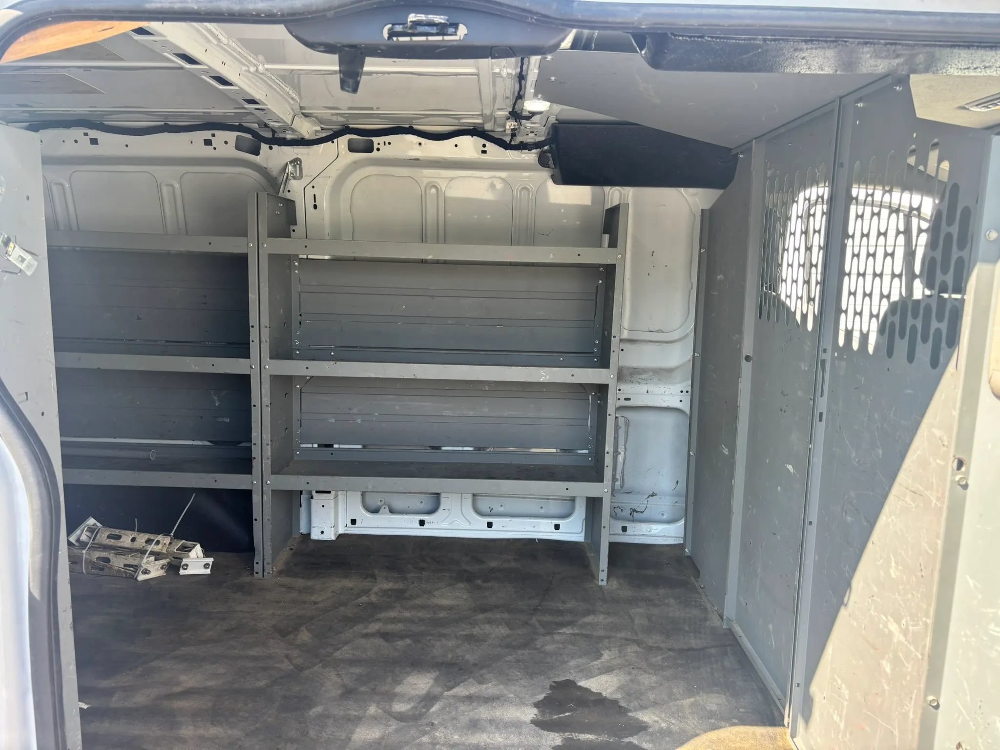 Used 2018 Ford Transit 150 130 Low Roof RWD image 15