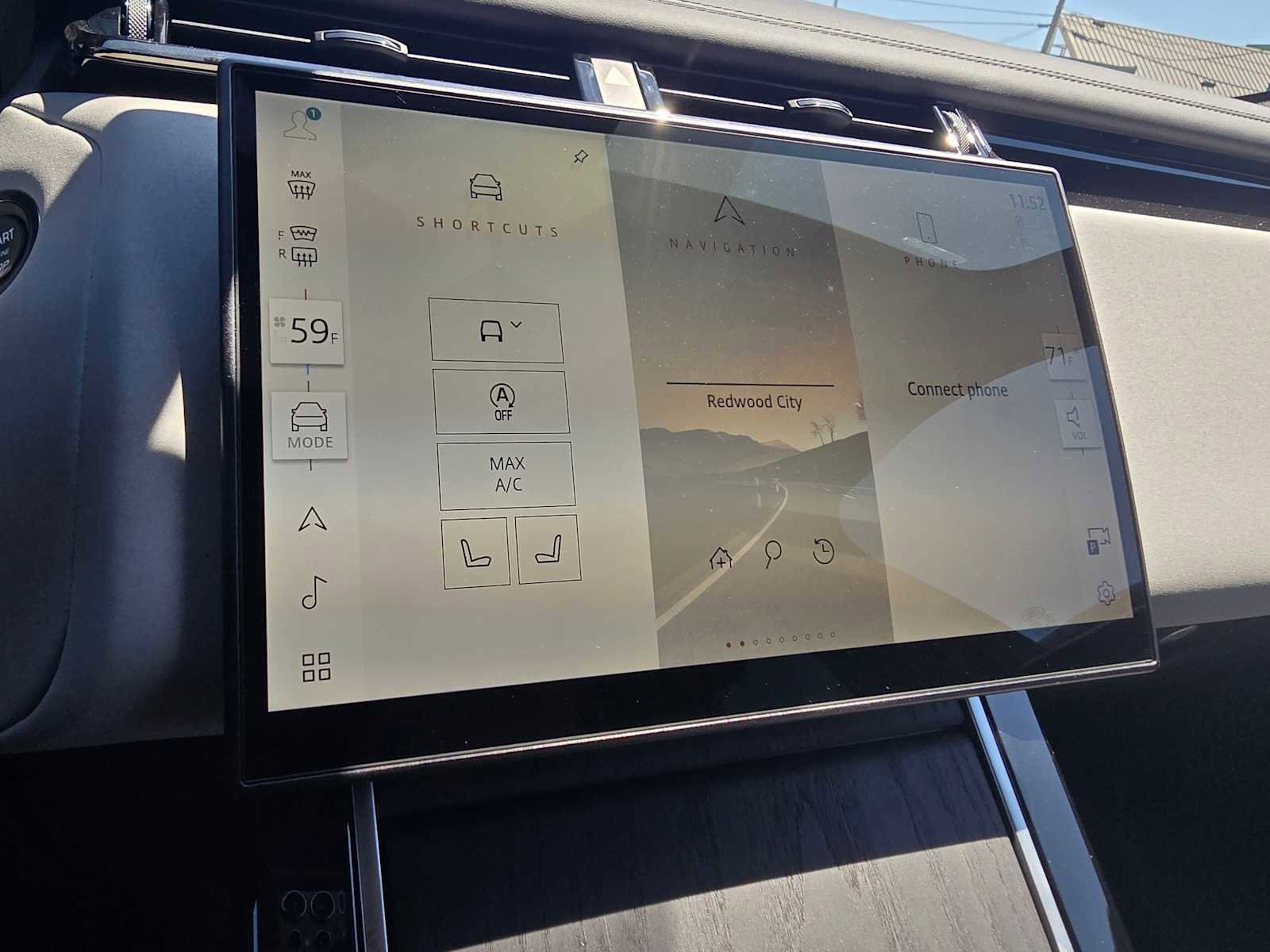 New 2026 Land Rover Range Rover Velar Dynamic SE image 27
