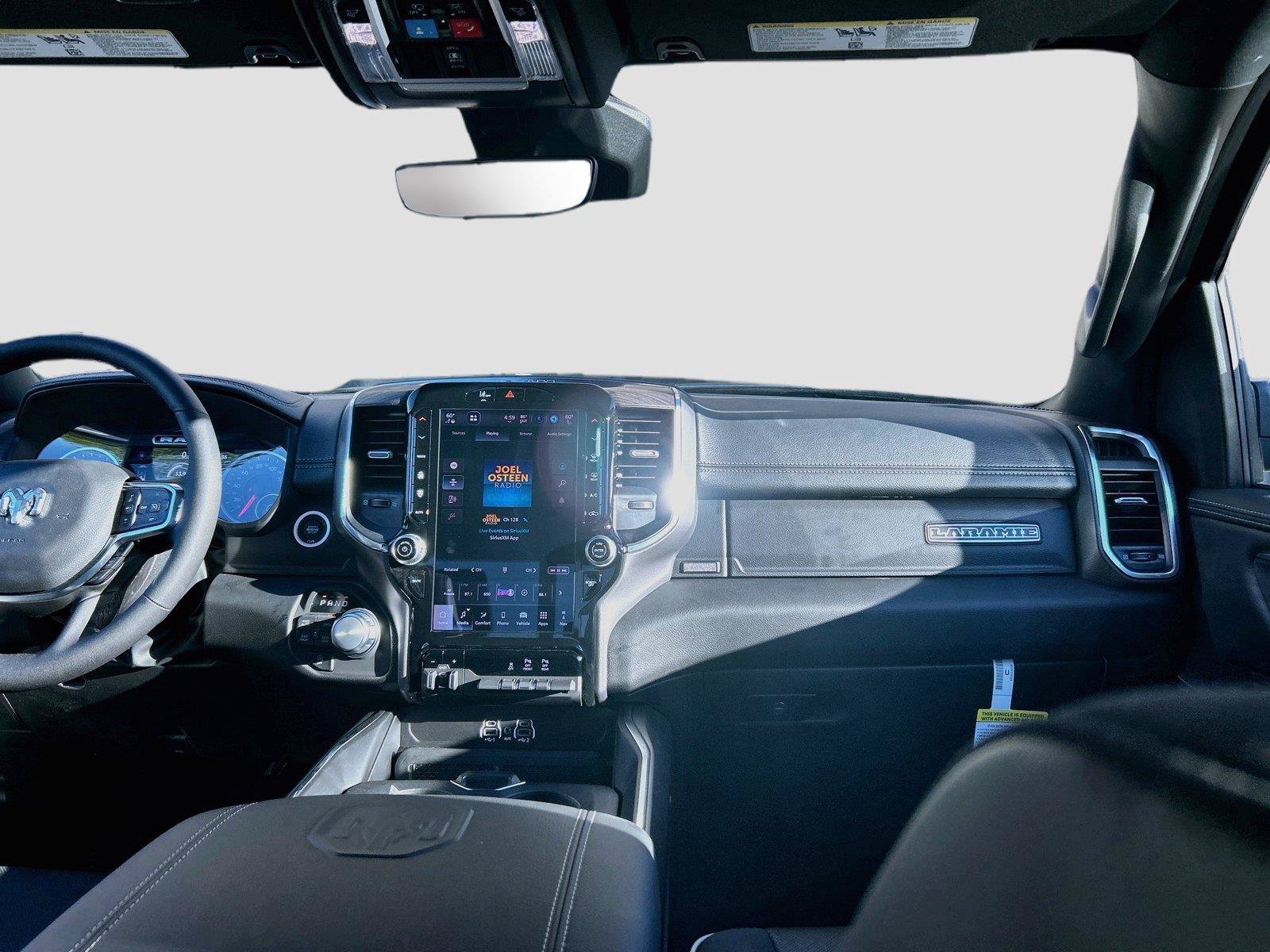 New 2026 RAM 1500 Laramie AWD/4WD image 18