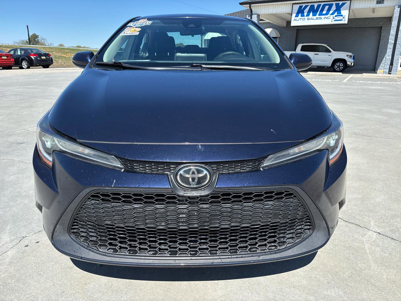 Used 2021 Toyota Corolla LE image 9