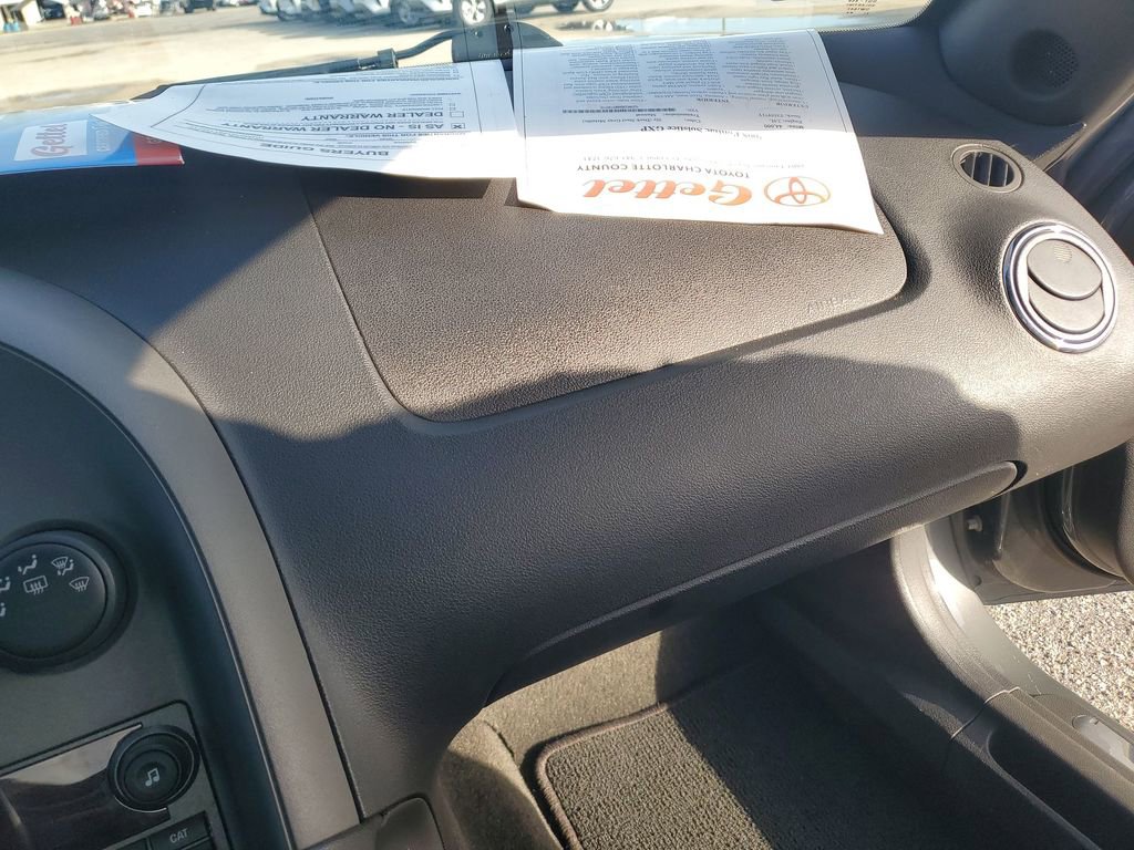 Used 2008 Pontiac Solstice GXP w/ Premium Package image 11