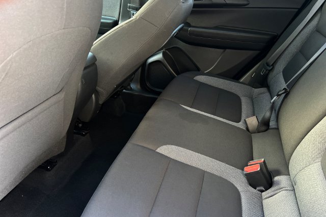 Used 2025 Chevrolet TrailBlazer LT FWD image 14