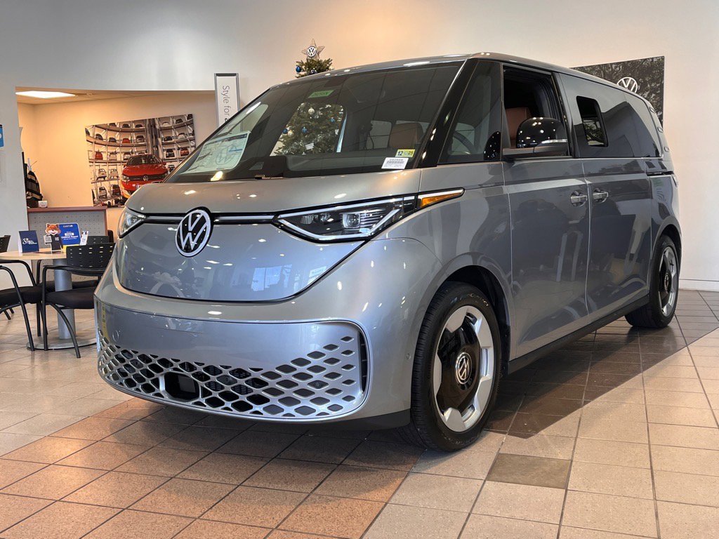 New 2025 Volkswagen ID. Buzz Pro S image 2