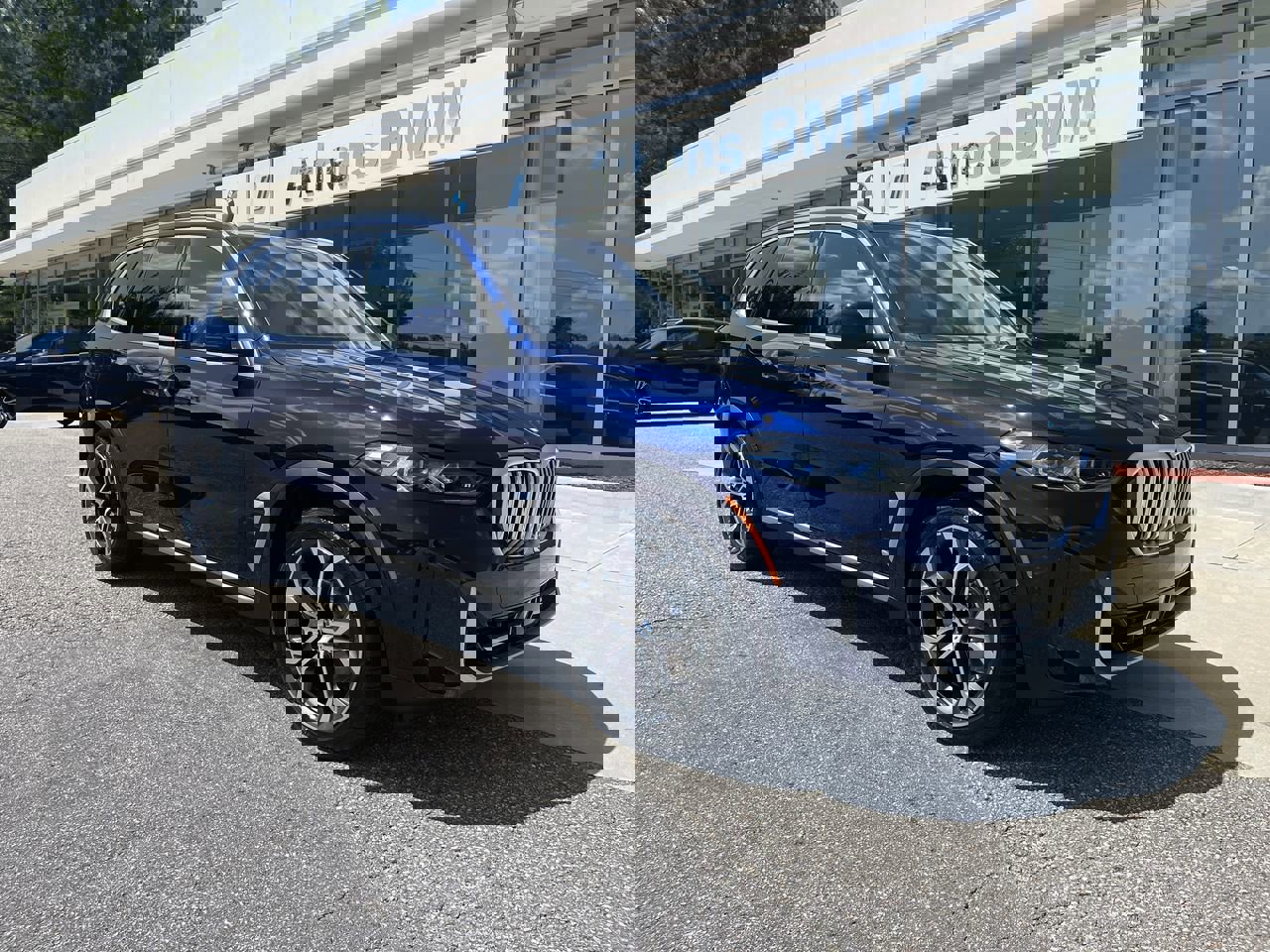 New 2026 BMW X5 sDrive40i image 2