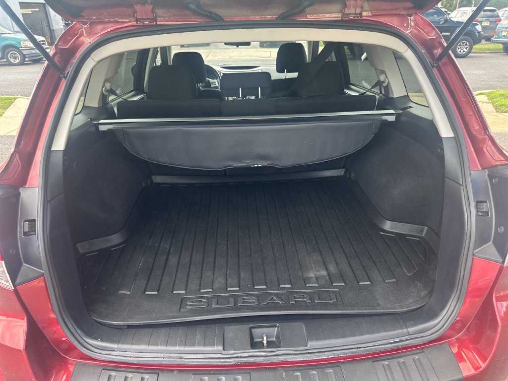 Used 2014 Subaru Outback 2.5i Premium AWD/4WD image 18