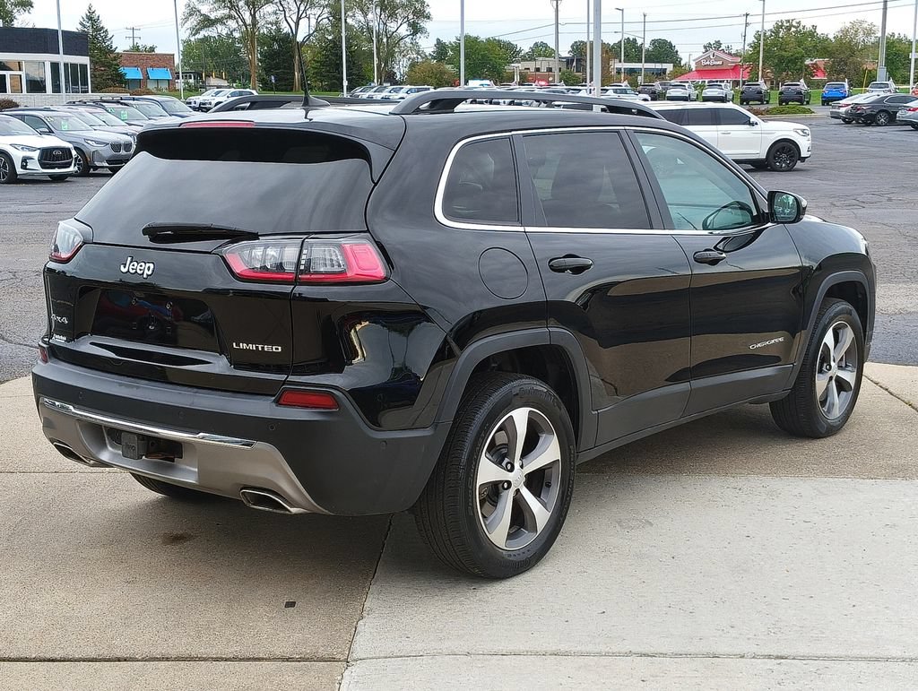 Used 2022 Jeep Cherokee Limited w/ Sun & Sound Group AWD/4WD image 5