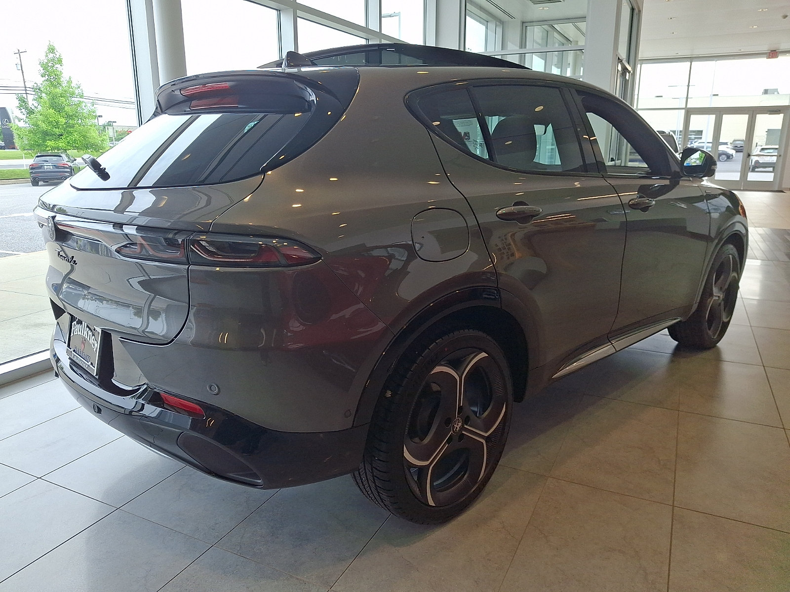 New 2026 Alfa Romeo Tonale w/ Active Assist Package AWD/4WD image 9