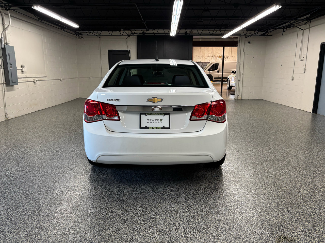 Used 2014 Chevrolet Cruze LS image 6