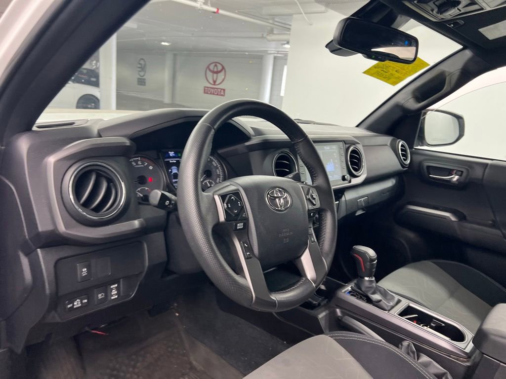 Used 2023 Toyota Tacoma TRD Off-Road AWD/4WD image 10