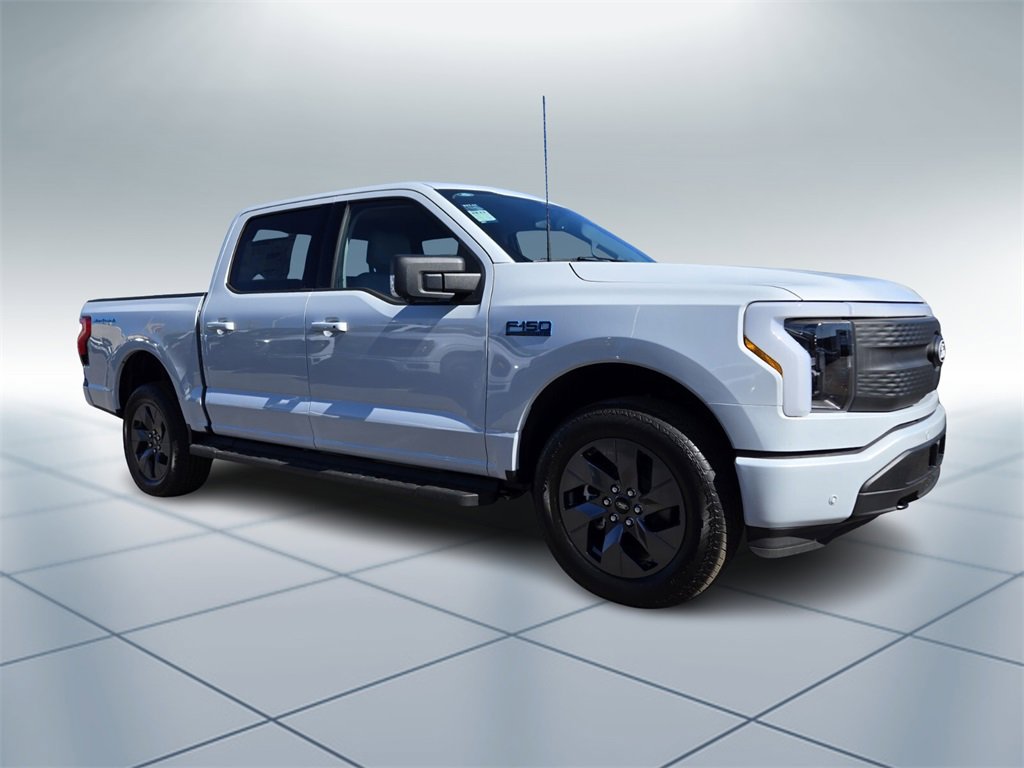 New 2025 Ford F150 Lightning Flash image 2