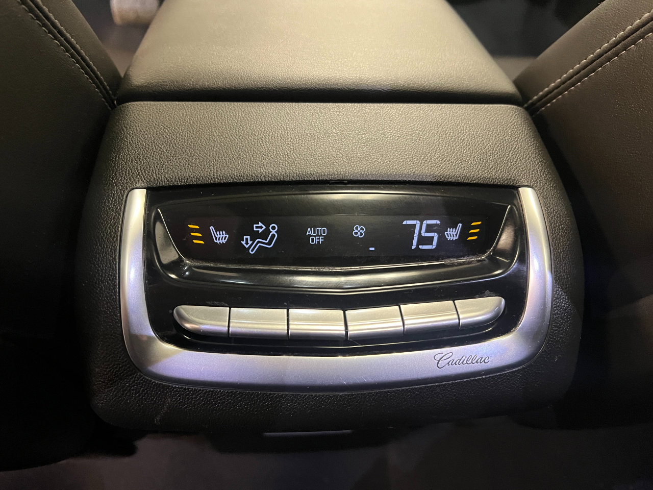 Used 2024 Cadillac XT6 Premium Luxury image 63