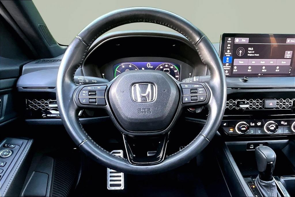 Used 2023 Honda Accord Sport image 9
