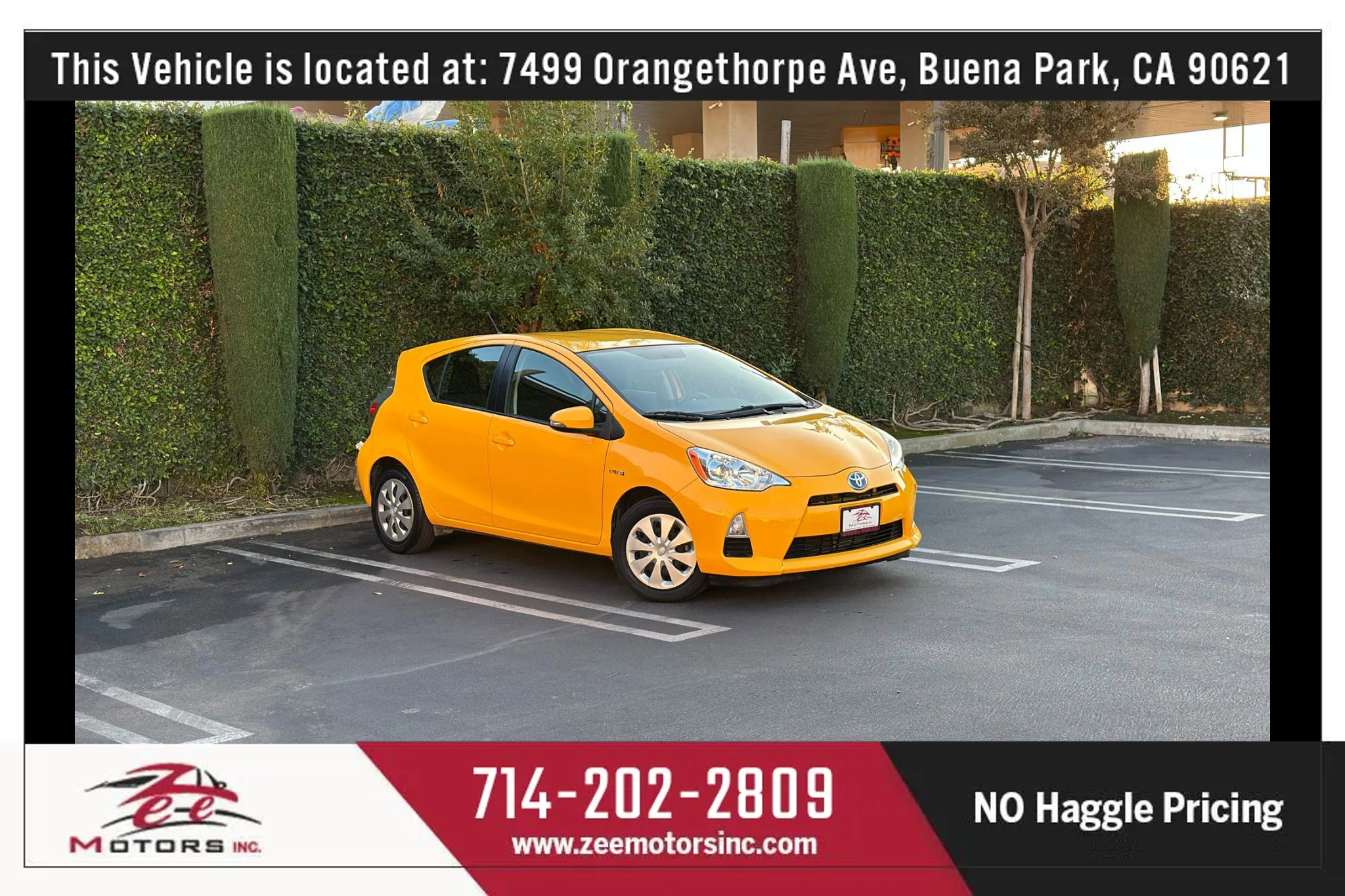 Used 2014 Toyota Prius C Two image 2