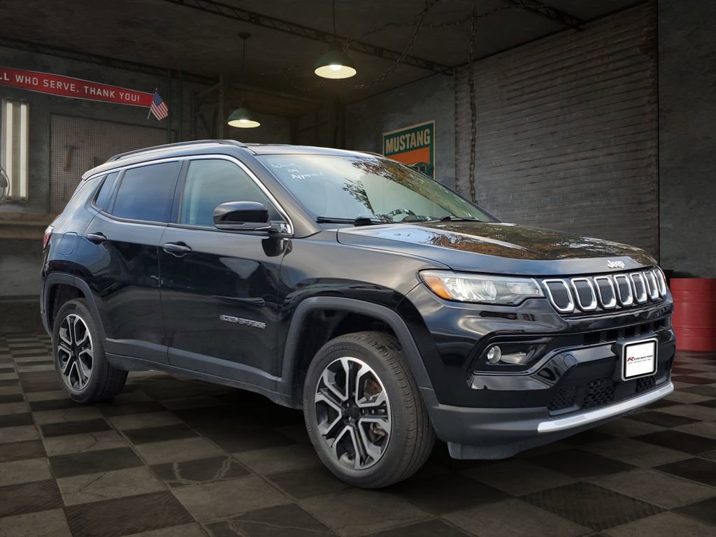 Used 2022 Jeep Compass Limited image 2