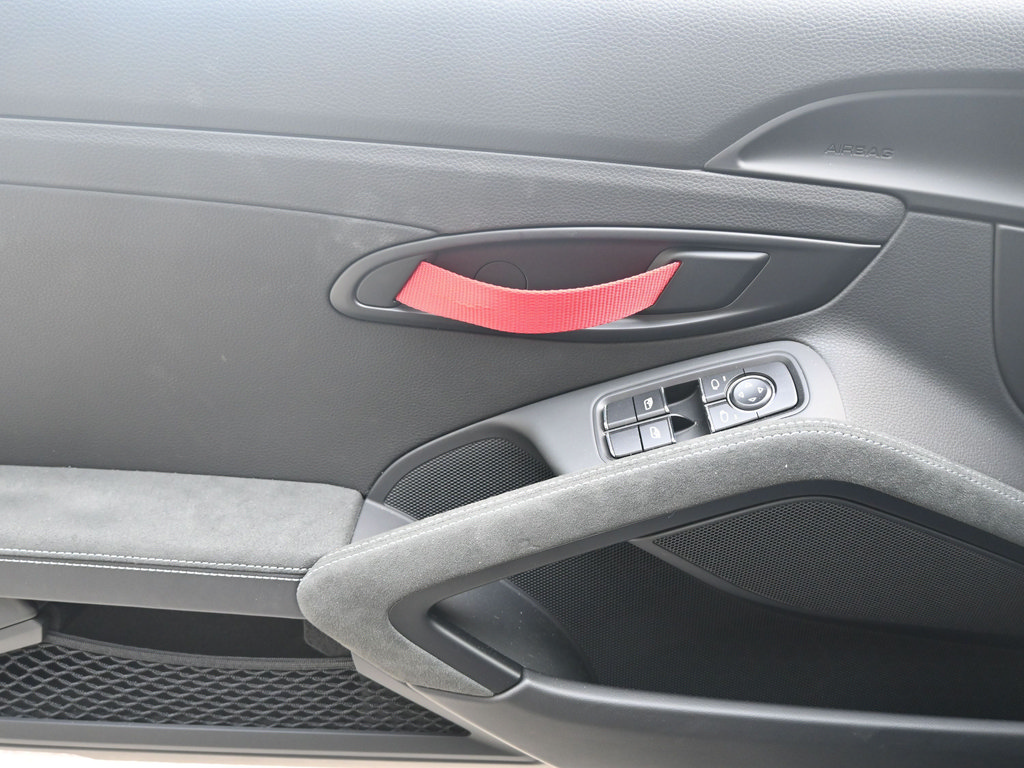 Certified 2025 Porsche 718 Boxster Spyder RS RWD image 26