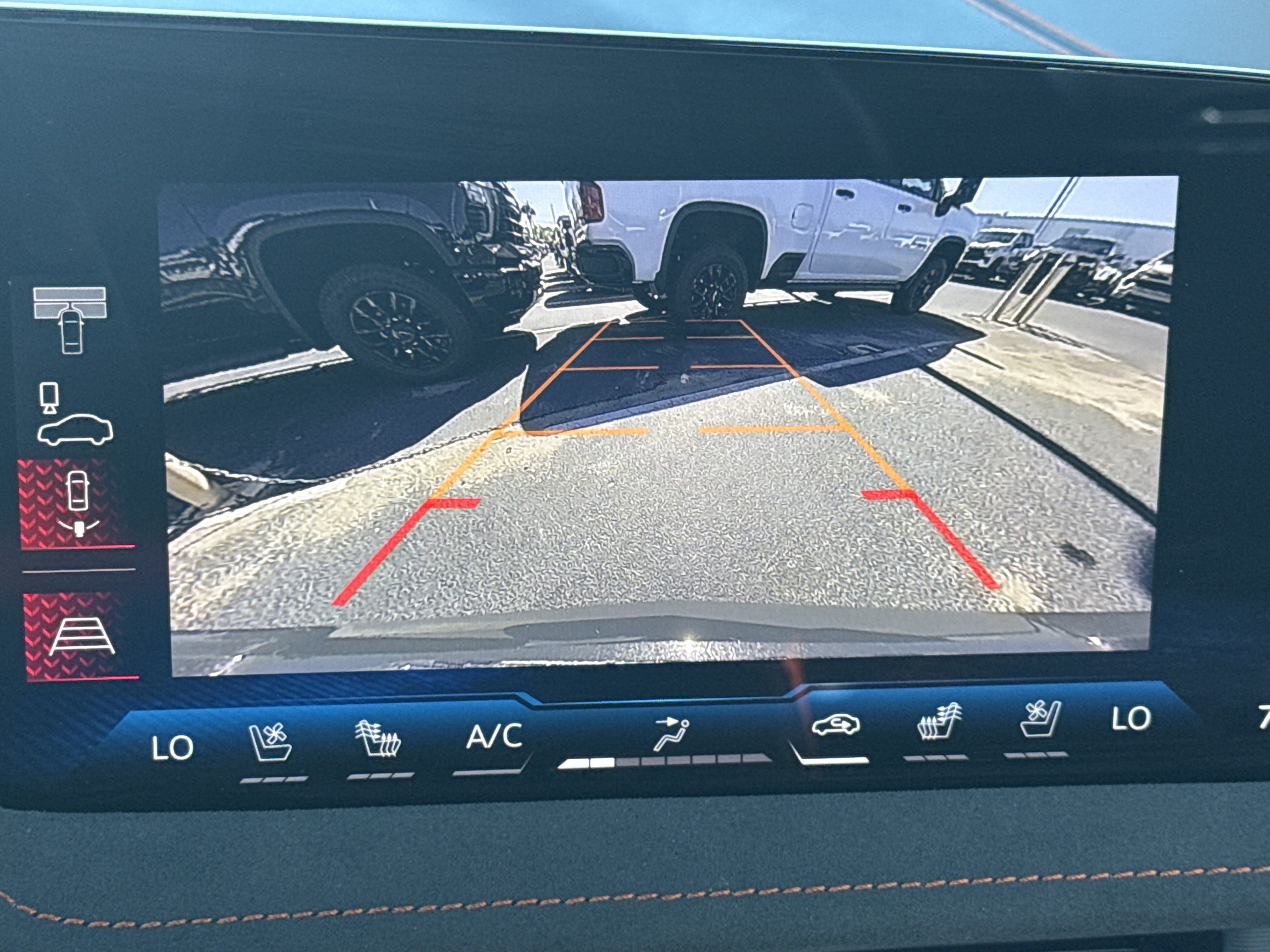 Used 2027 Chevrolet Corvette Stingray Convertible w/ LPO, Roadside Safety Package RWD image 25