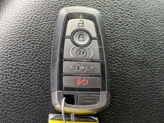 Certified 2019 Ford F150 Raptor w/ Equipment Group 802A Luxury image 29