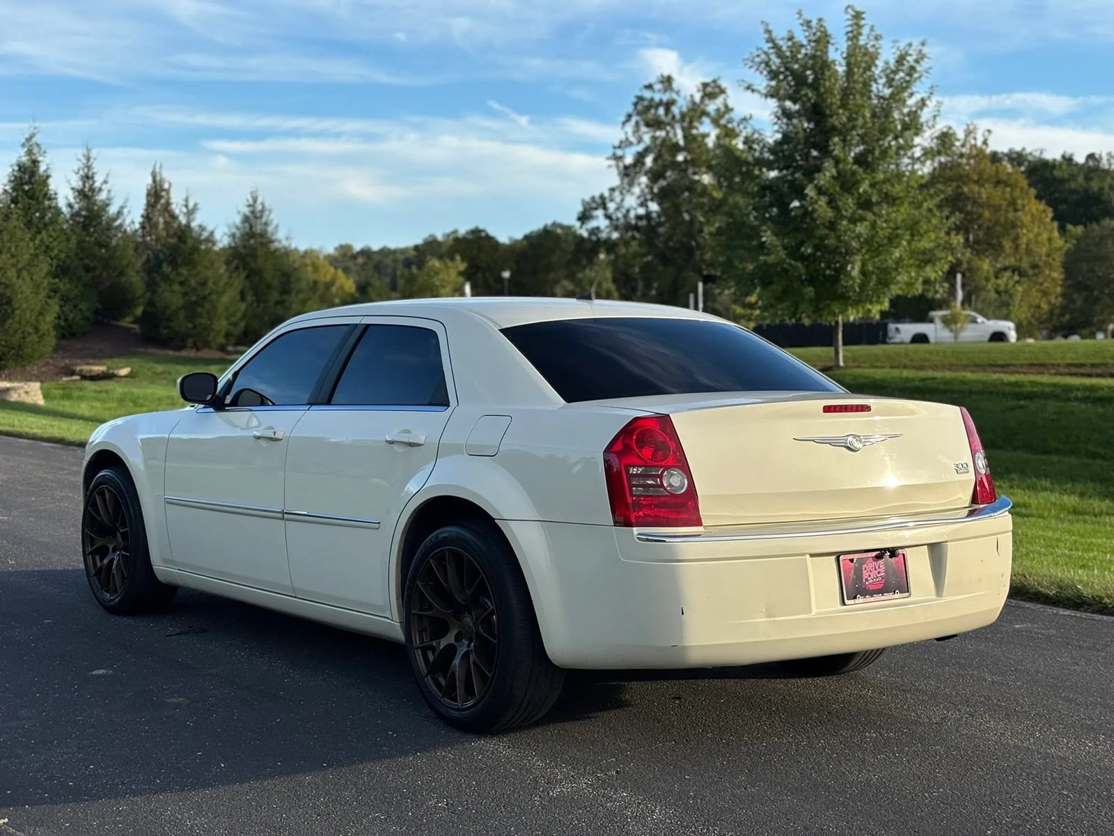 Used 2008 Chrysler 300 Limited RWD image 6