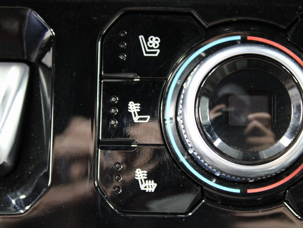 Used 2023 GMC Sierra 1500 Denali w/ Technology Package image 70