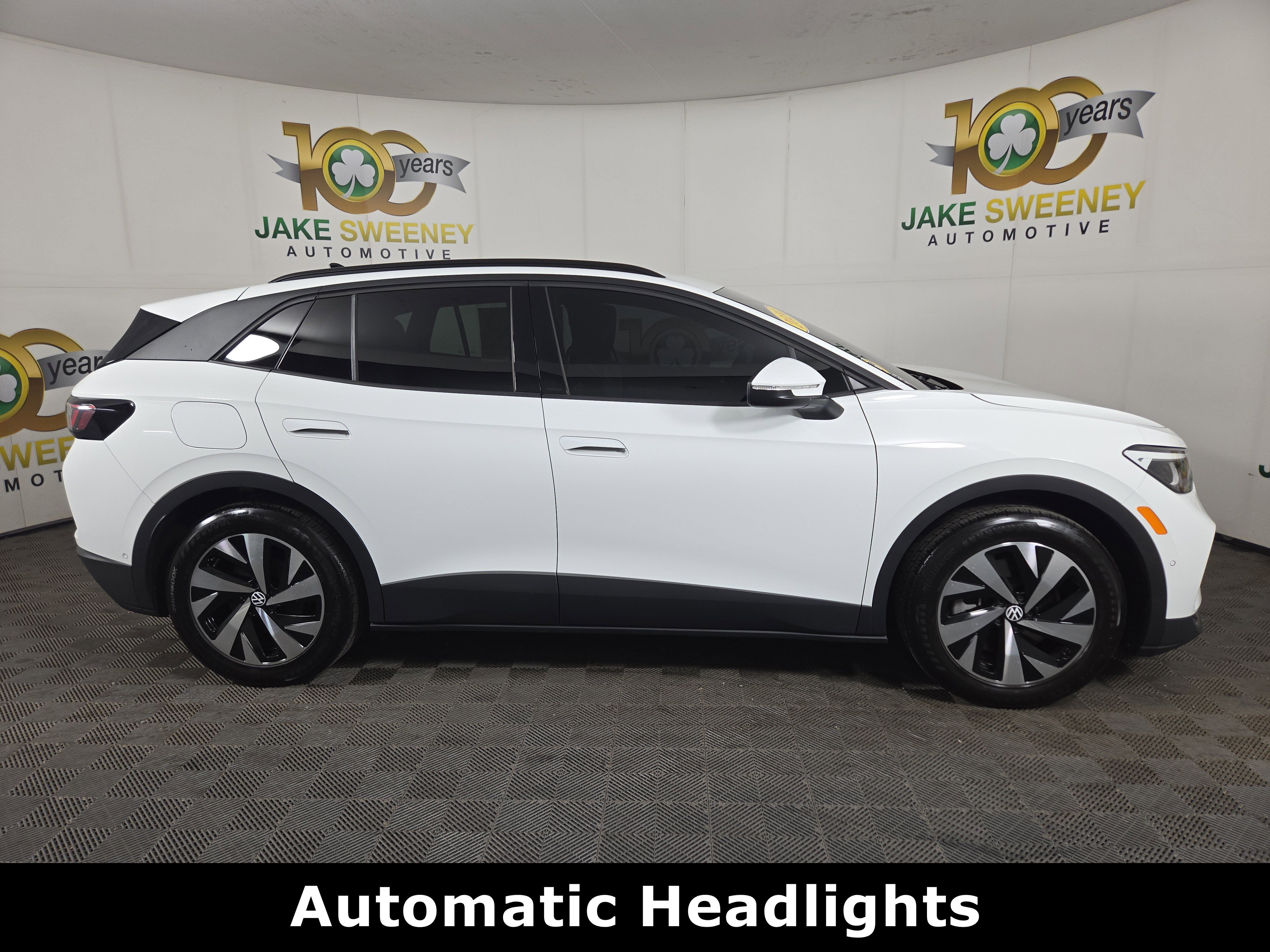 Used 2024 Volkswagen ID.4 2WD image 11