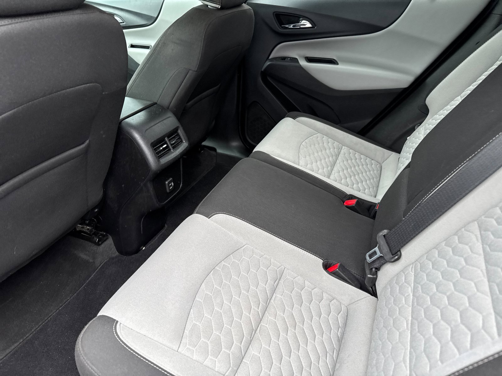 Used 2019 Chevrolet Equinox LT image 11