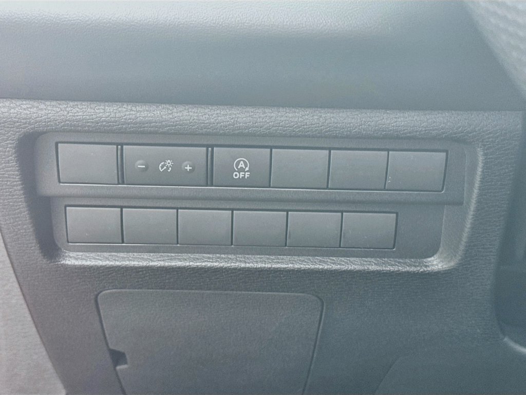 New 2026 Mitsubishi Outlander ES FWD image 10