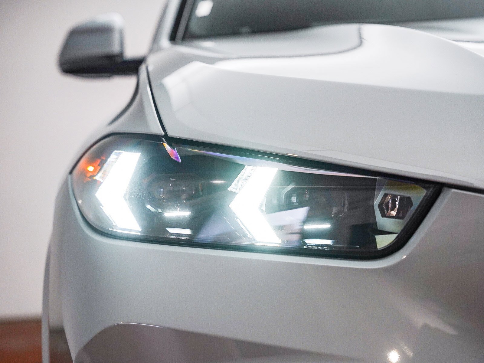 New 2026 BMW X5 xDrive40i w/ M Sport Package image 5