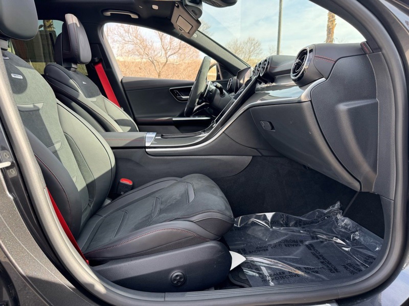 Certified 2025 Mercedes-Benz C 43 AMG 4MATIC Sedan w/ AMG Night Package Plus image 24