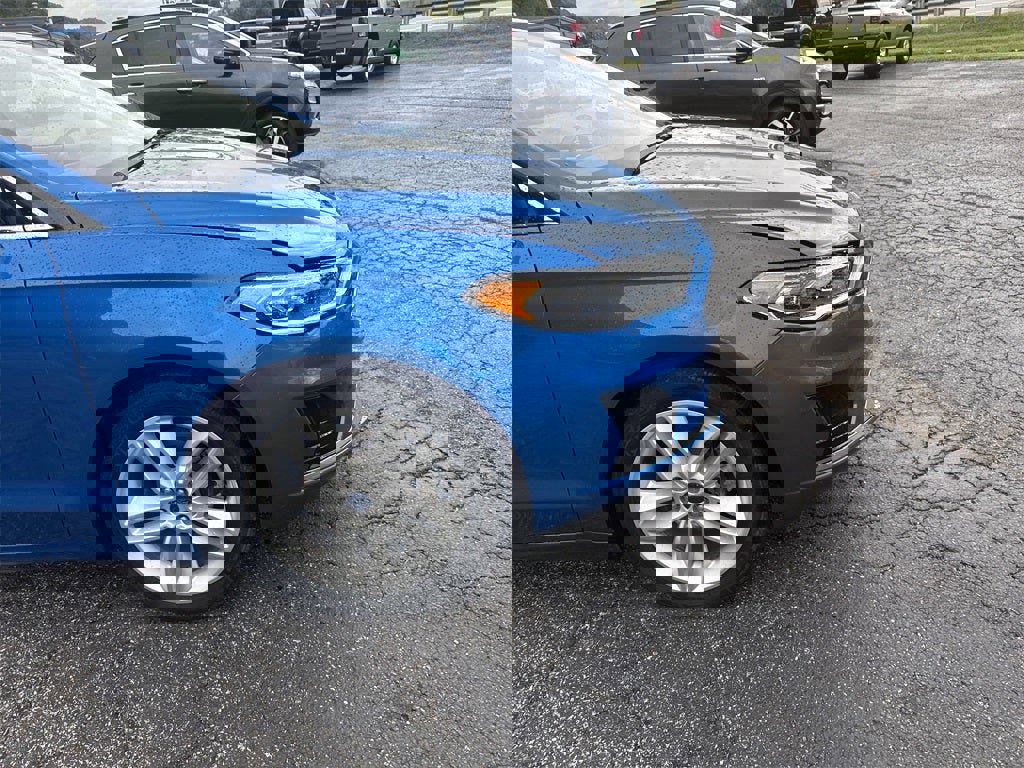 Used 2019 Ford Fusion SEL image 7