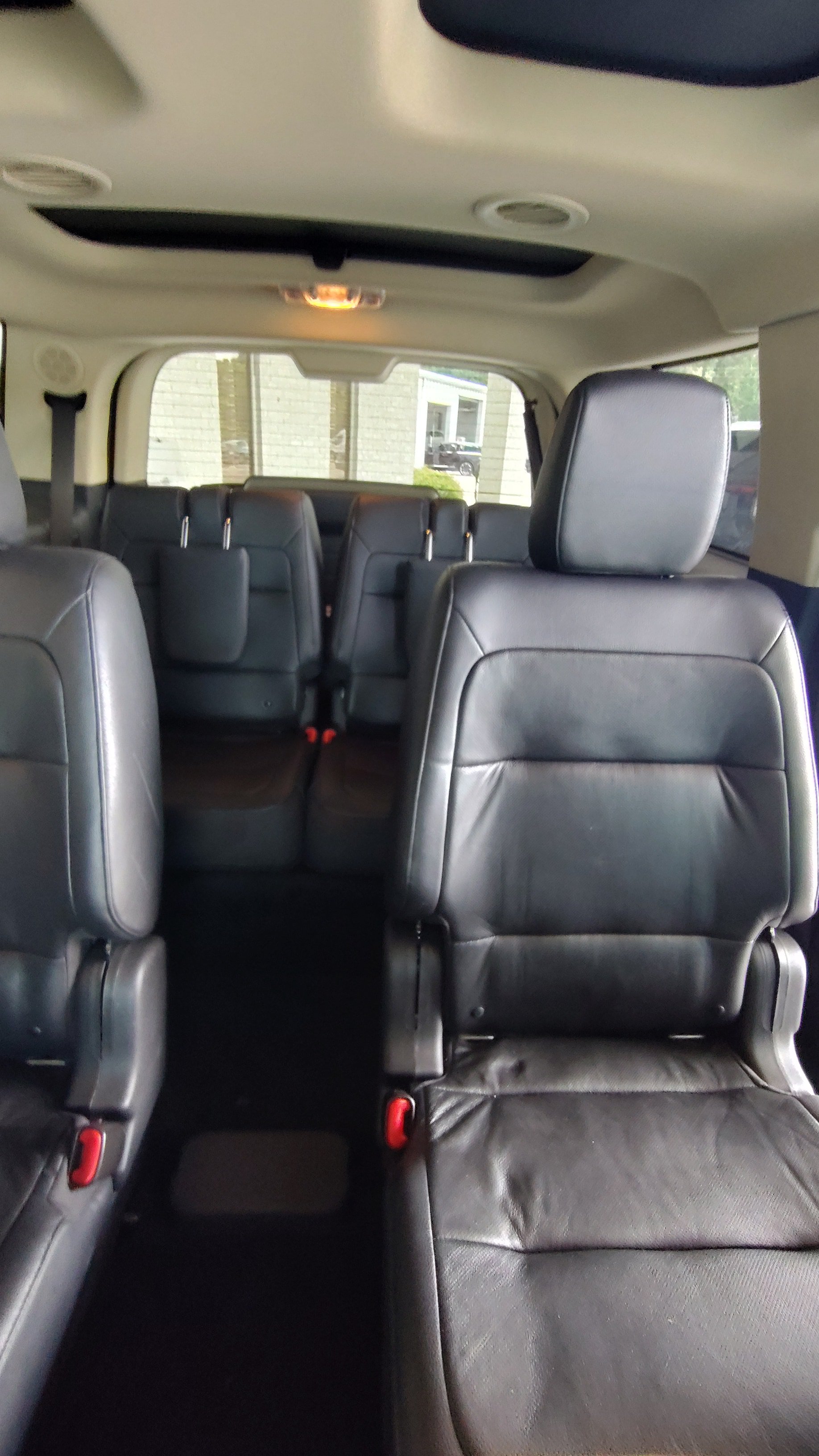 Used 2019 Ford Flex Limited w/ Equipment Group 301A FWD image 9